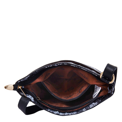 Monochrome Crossbody Bag with Leather Details for Ladies – Timeless Style