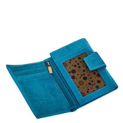 Hand-painted trifold wallet for women with a Lizard design